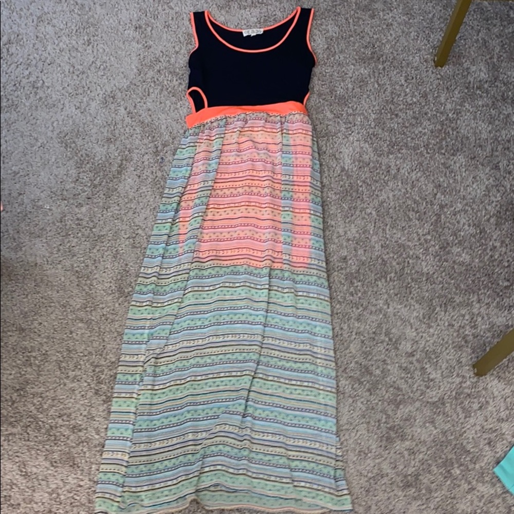 gorgeous blue and orange highlighted maxi dress